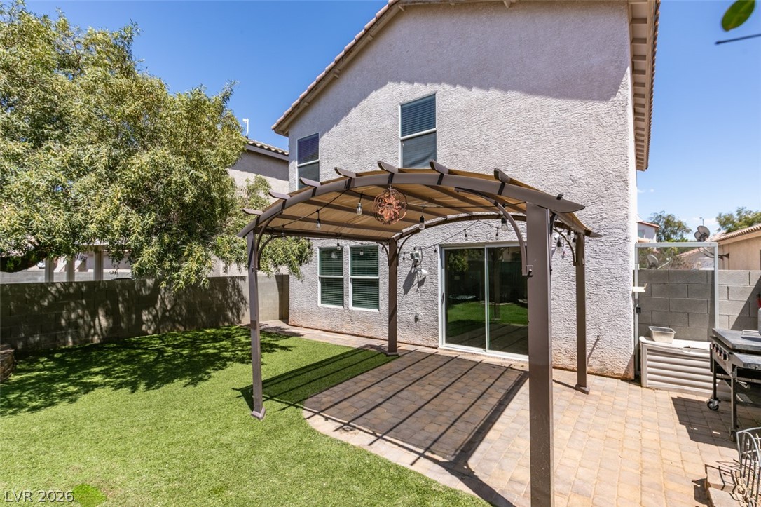9557 Green Spruce Street Las Vegas NV 89123