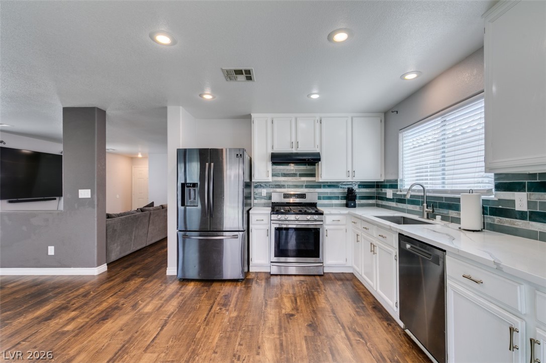 9557 Green Spruce Street Las Vegas NV 89123