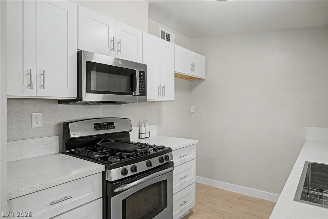 1704 James Street North Las Vegas NV 89030