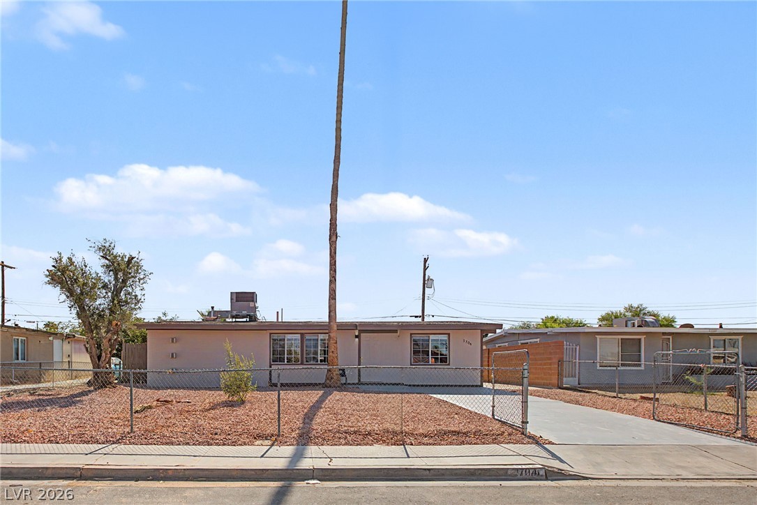 1704 James Street North Las Vegas NV 89030