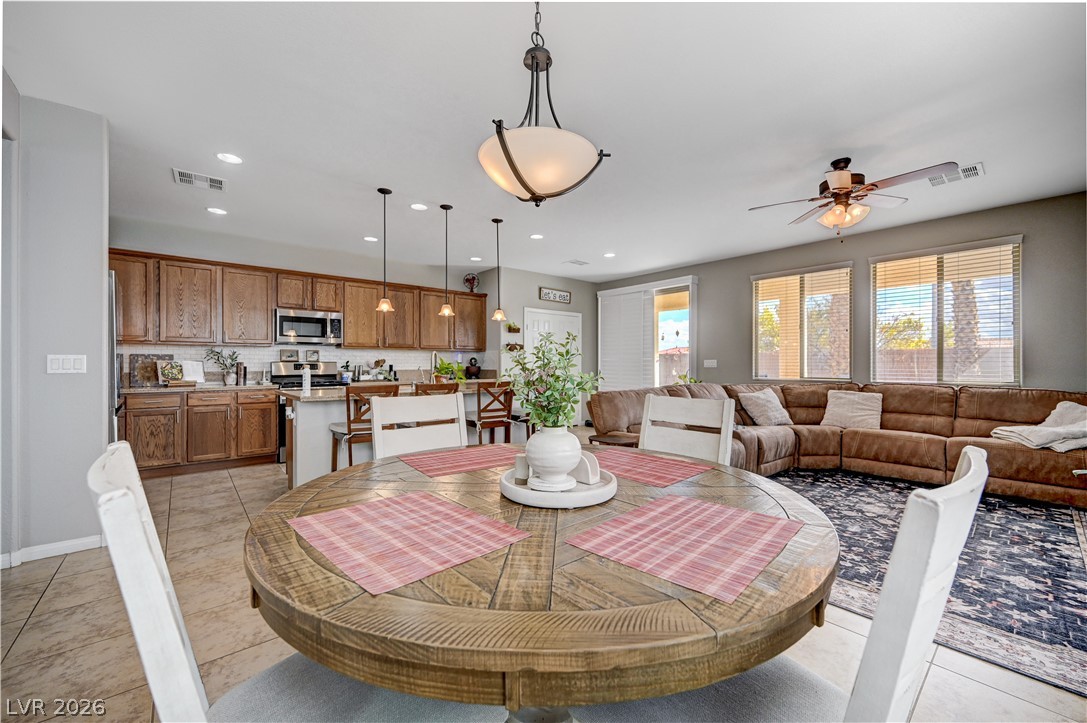 1863 Gentle Dawn Avenue North Las Vegas NV 89084