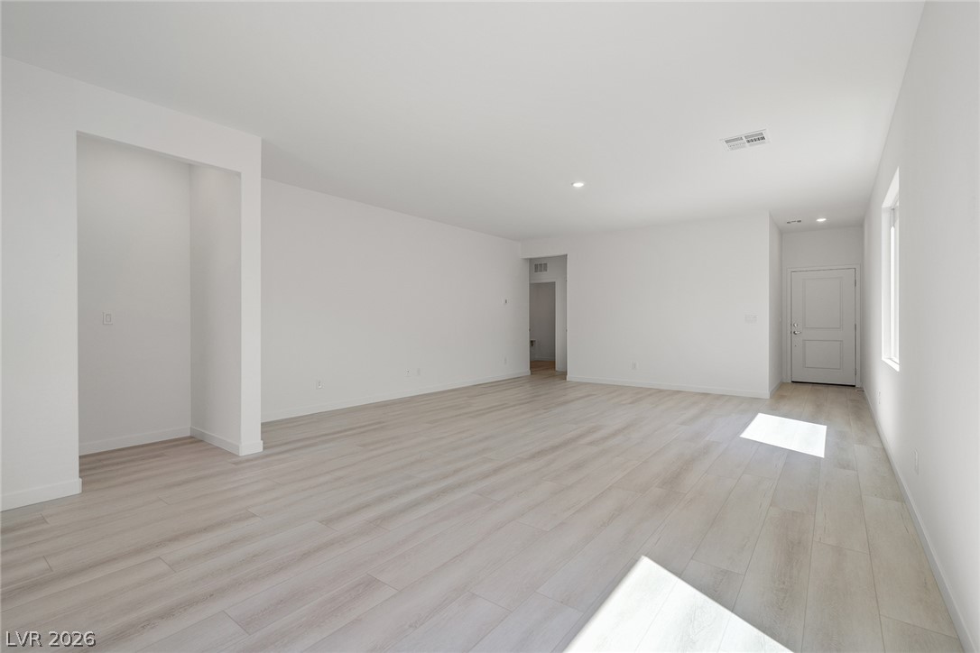 6745 Magnolia River Avenue Las Vegas NV 89156