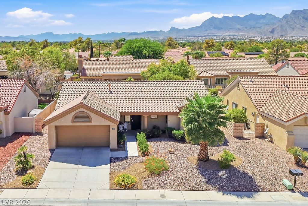 2521 Silverton Drive Las Vegas NV 89134