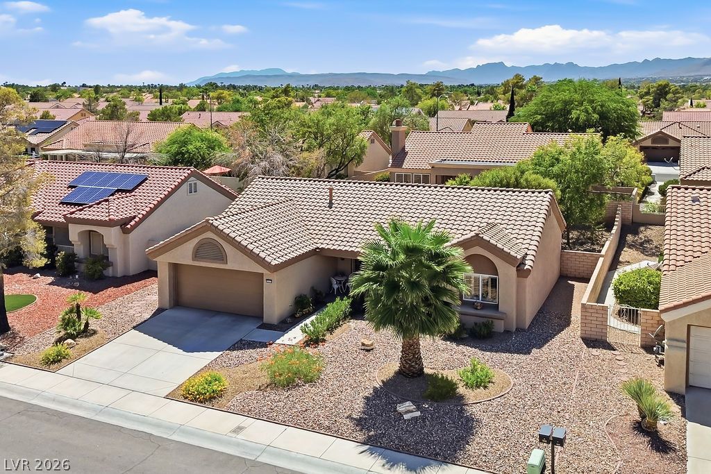 2521 Silverton Drive Las Vegas NV 89134