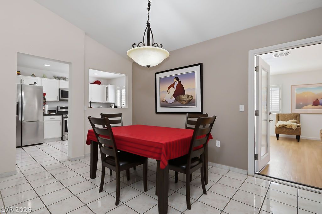 2521 Silverton Drive Las Vegas NV 89134