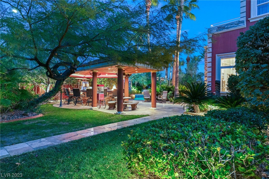 2200 Purple Majesty Court Las Vegas NV 89117