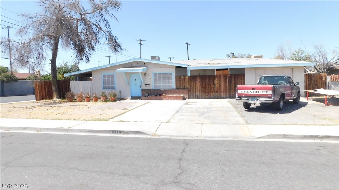 4316 Las Lomas Avenue Las Vegas NV 89102