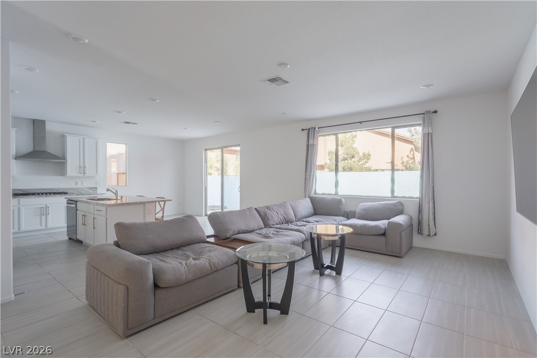7360 Crown Landing Street Las Vegas NV 89113