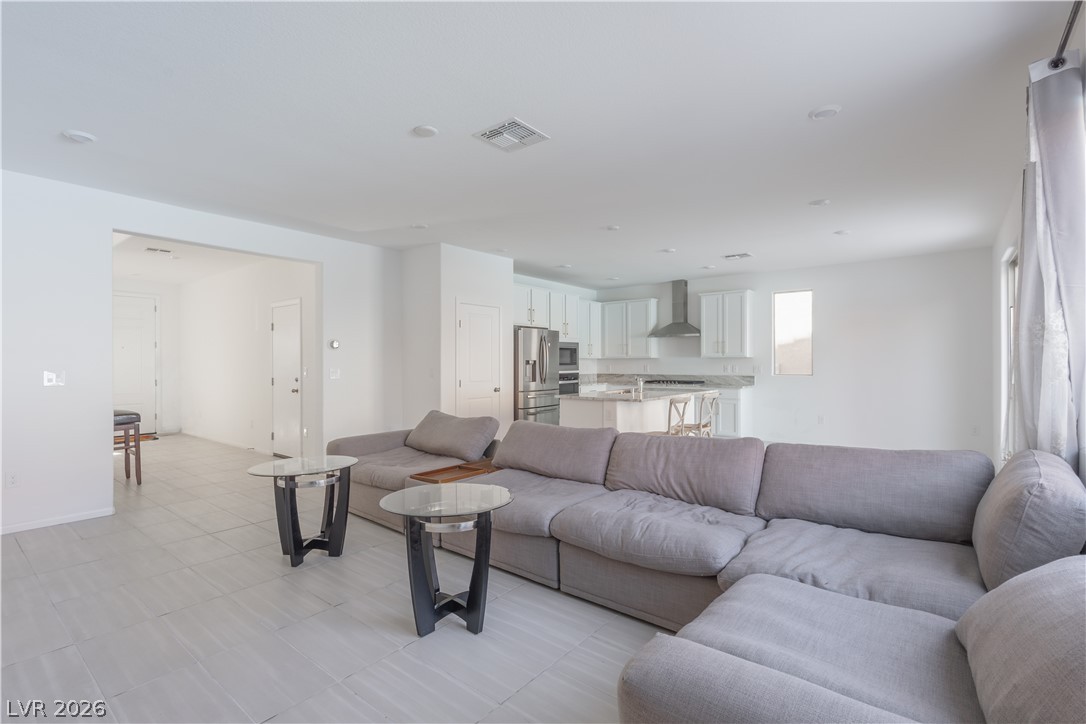 7360 Crown Landing Street Las Vegas NV 89113