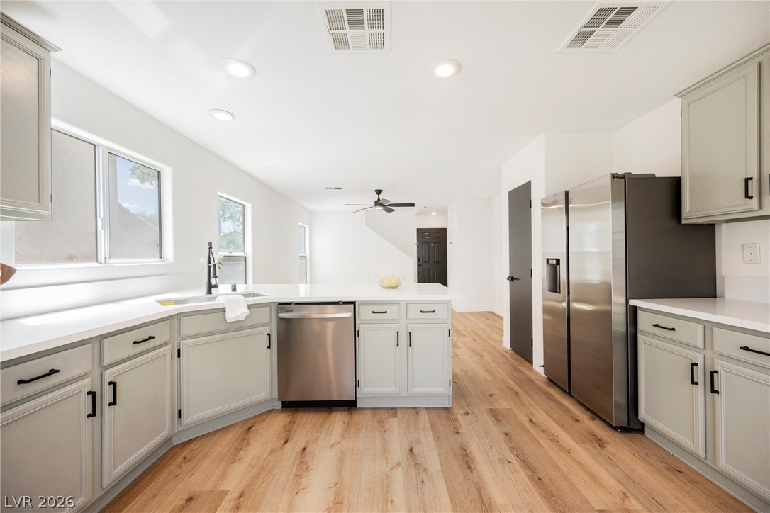 516 Shewsbury Avenue Las Vegas NV 89178