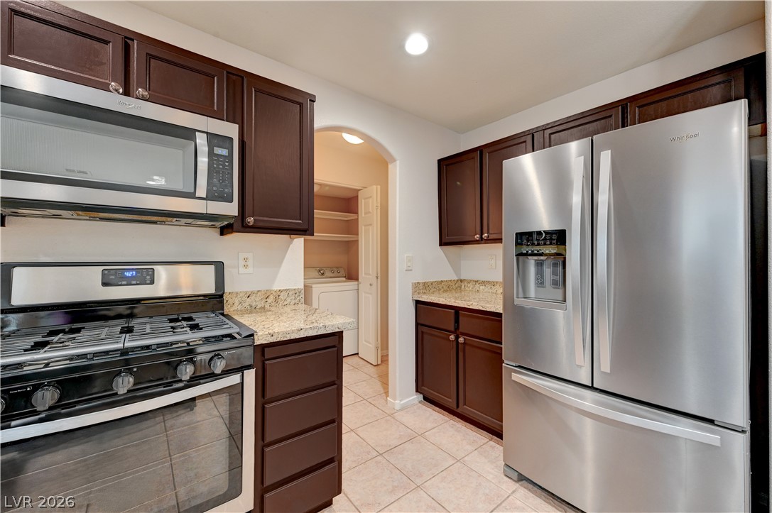 8117 Jade Harbor Court Las Vegas NV 89143