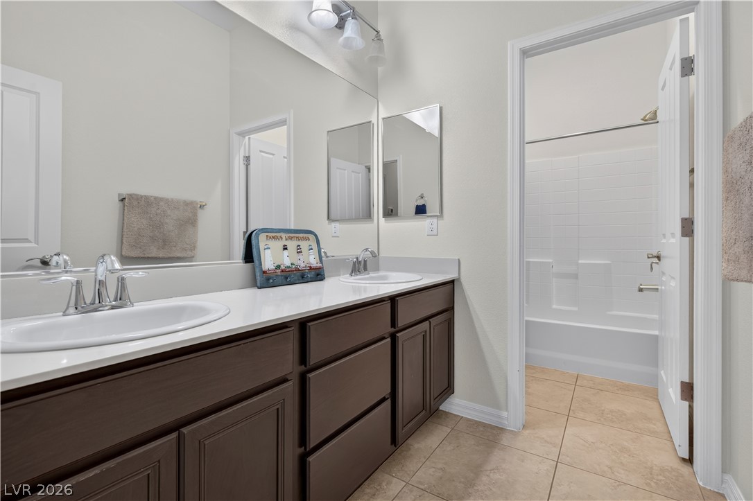 8618 Amber Autumn Street Las Vegas NV 89131
