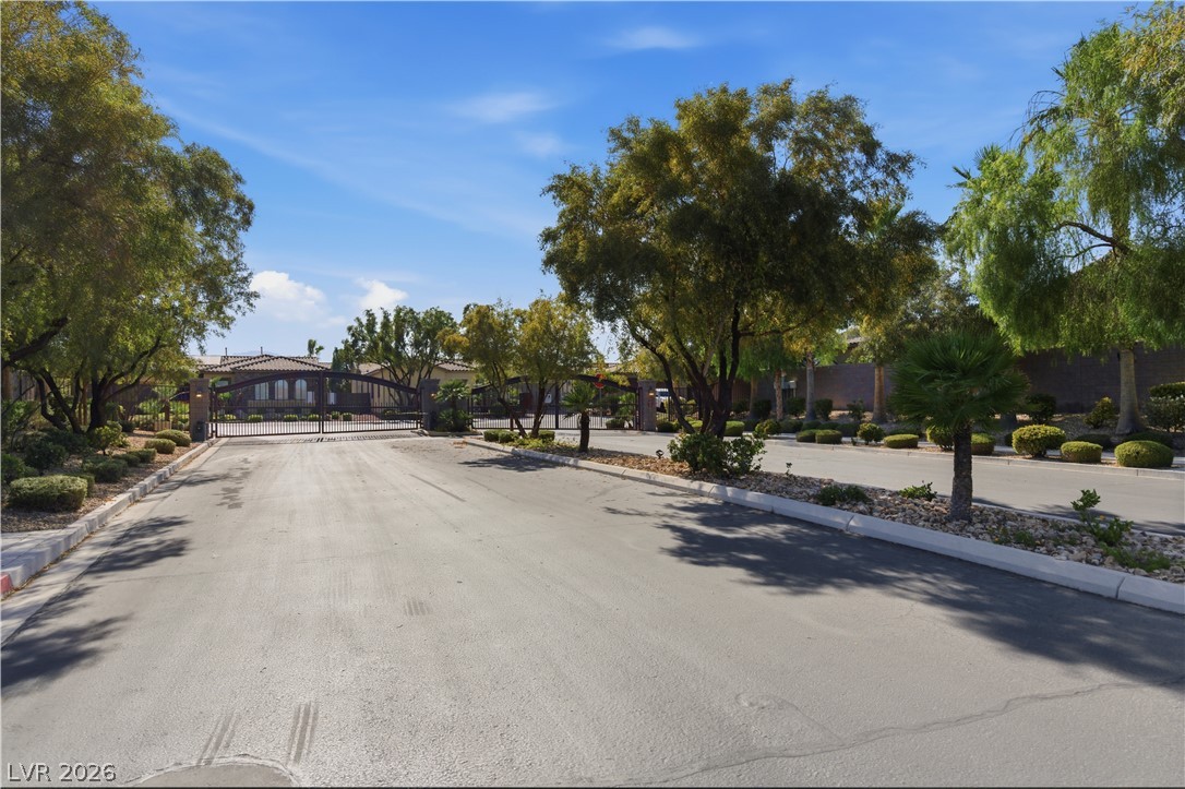 8618 Amber Autumn Street Las Vegas NV 89131