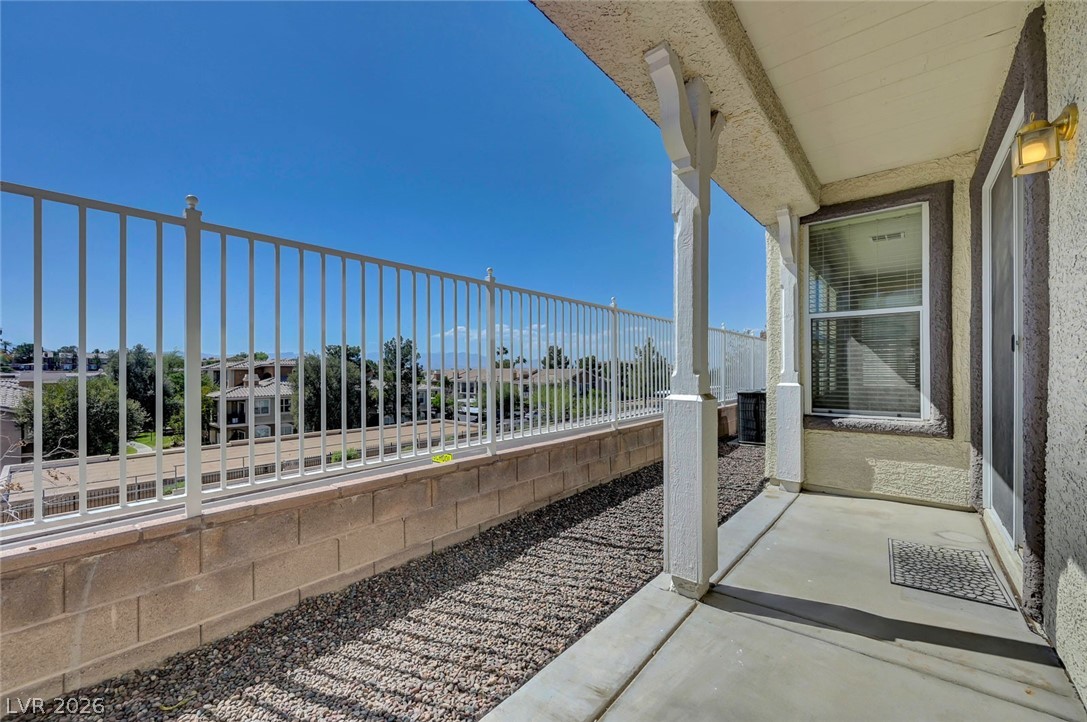 977 Sparkling Light Street Henderson NV 89052