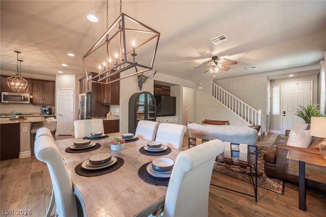 7056 Thistle Ridge Street Las Vegas NV 89166