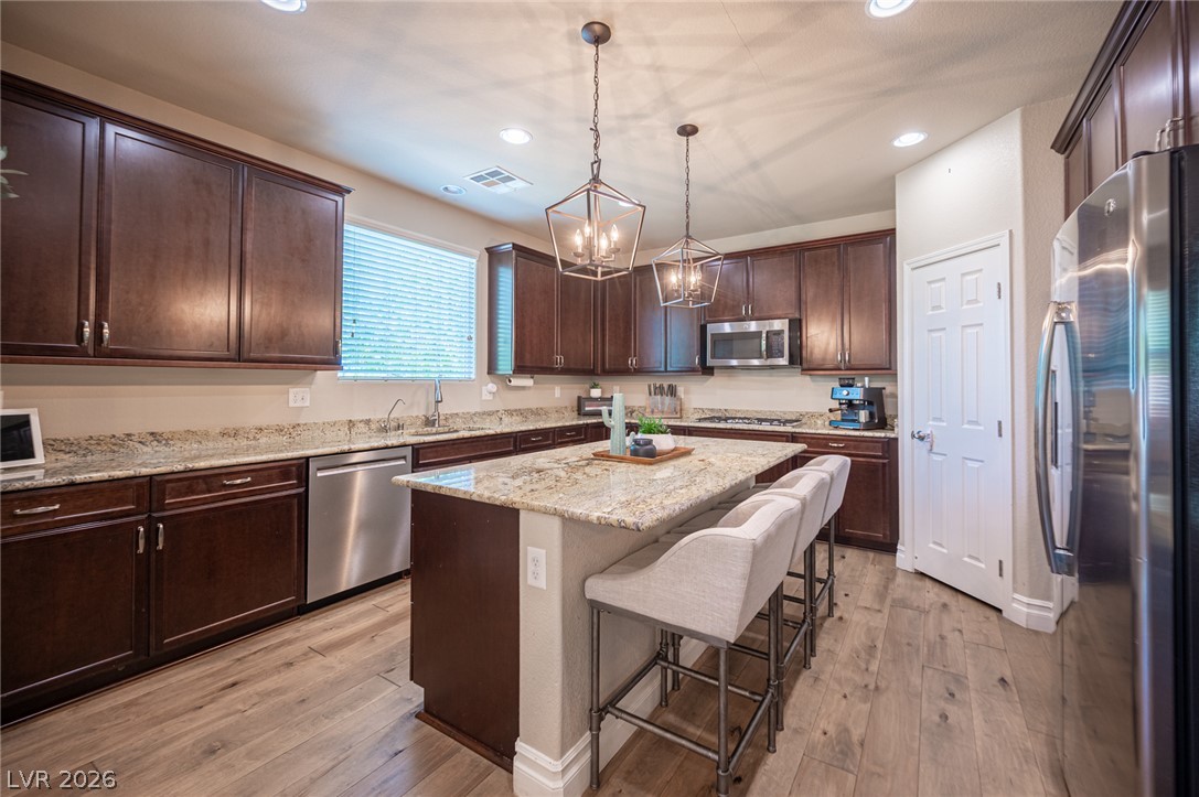 7056 Thistle Ridge Street Las Vegas NV 89166