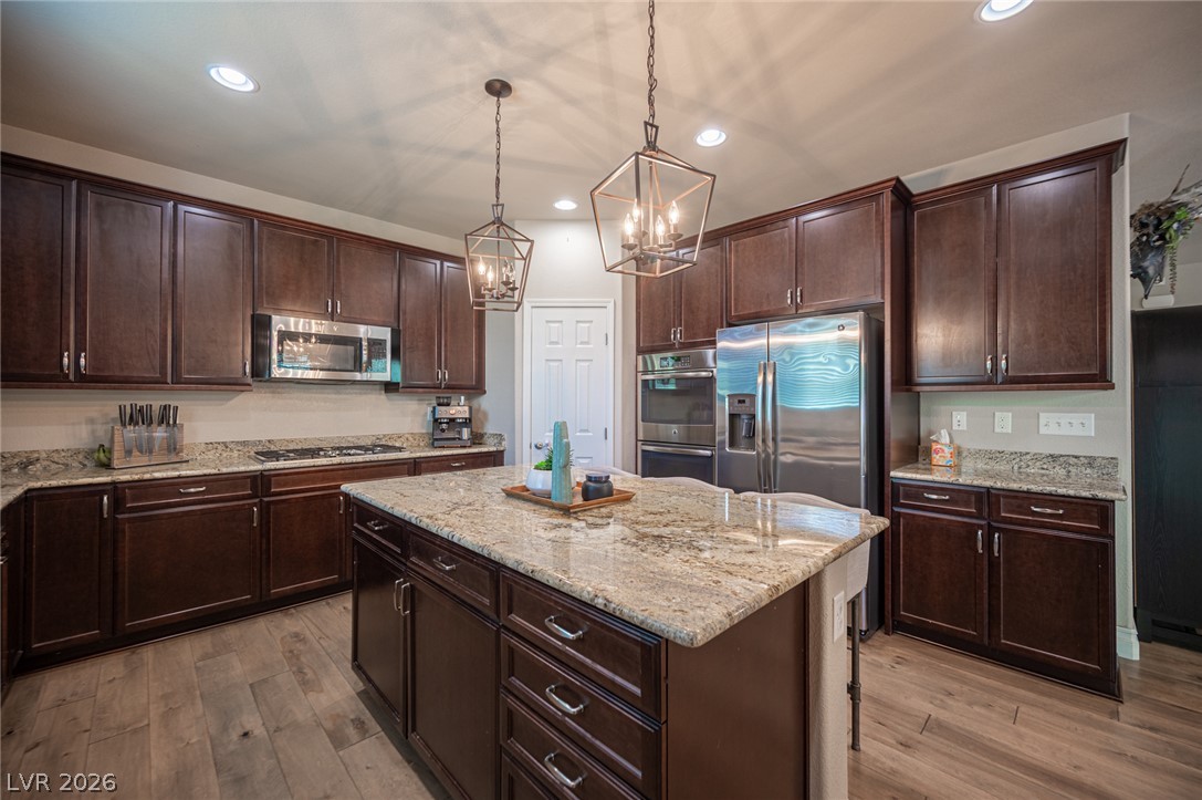 7056 Thistle Ridge Street Las Vegas NV 89166