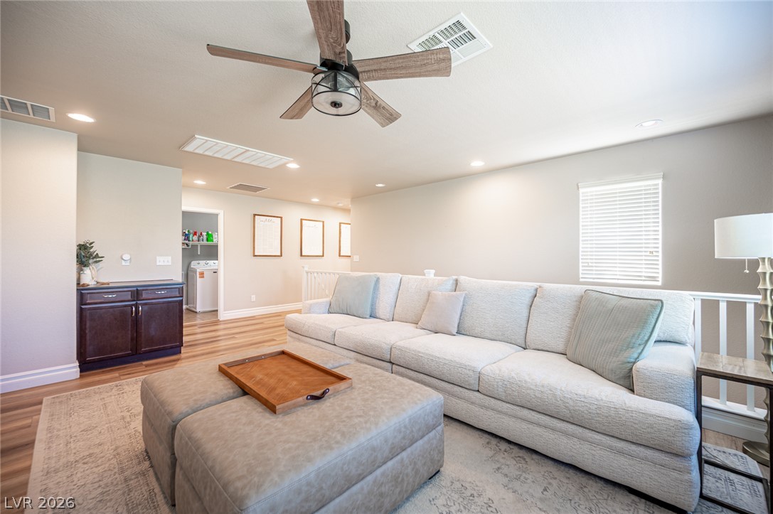 7056 Thistle Ridge Street Las Vegas NV 89166