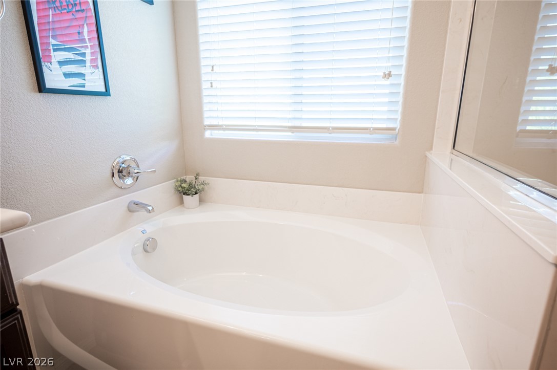 7056 Thistle Ridge Street Las Vegas NV 89166