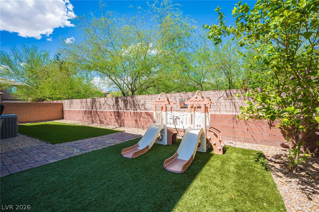 7056 Thistle Ridge Street Las Vegas NV 89166