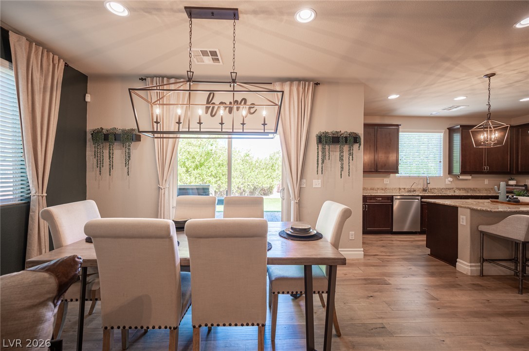 7056 Thistle Ridge Street Las Vegas NV 89166