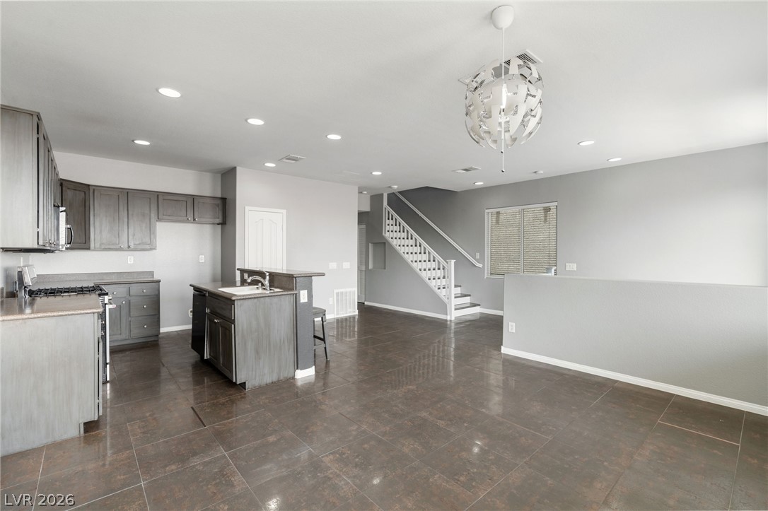 9354 Hosner Street Las Vegas NV 89178