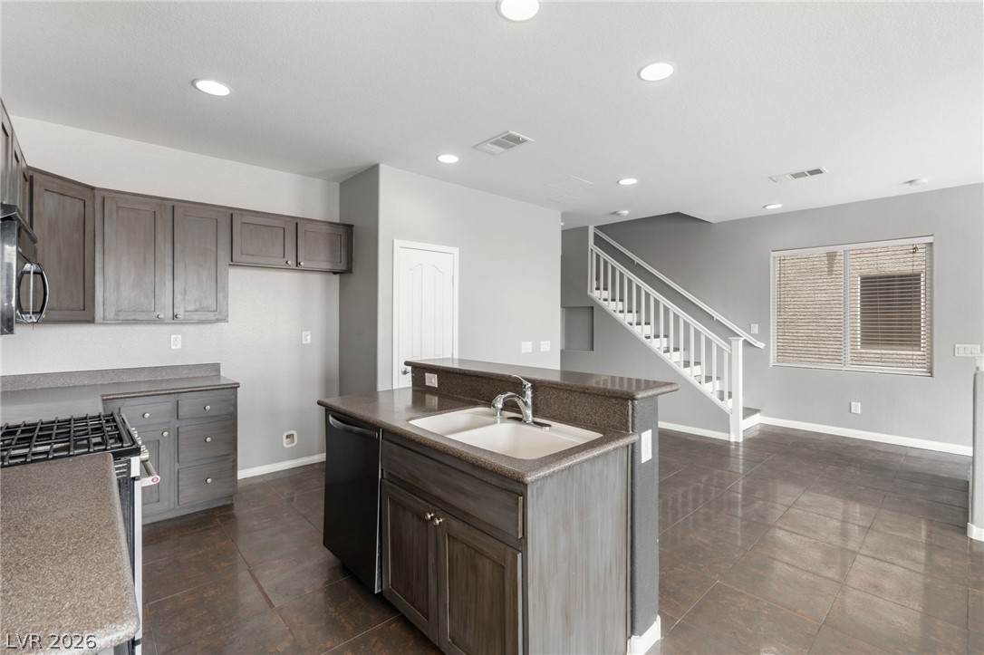 9354 Hosner Street Las Vegas NV 89178