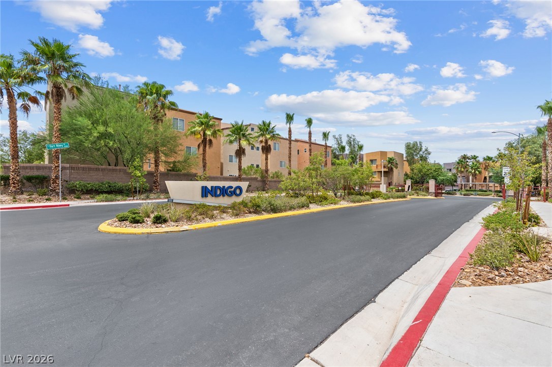 9354 Hosner Street Las Vegas NV 89178