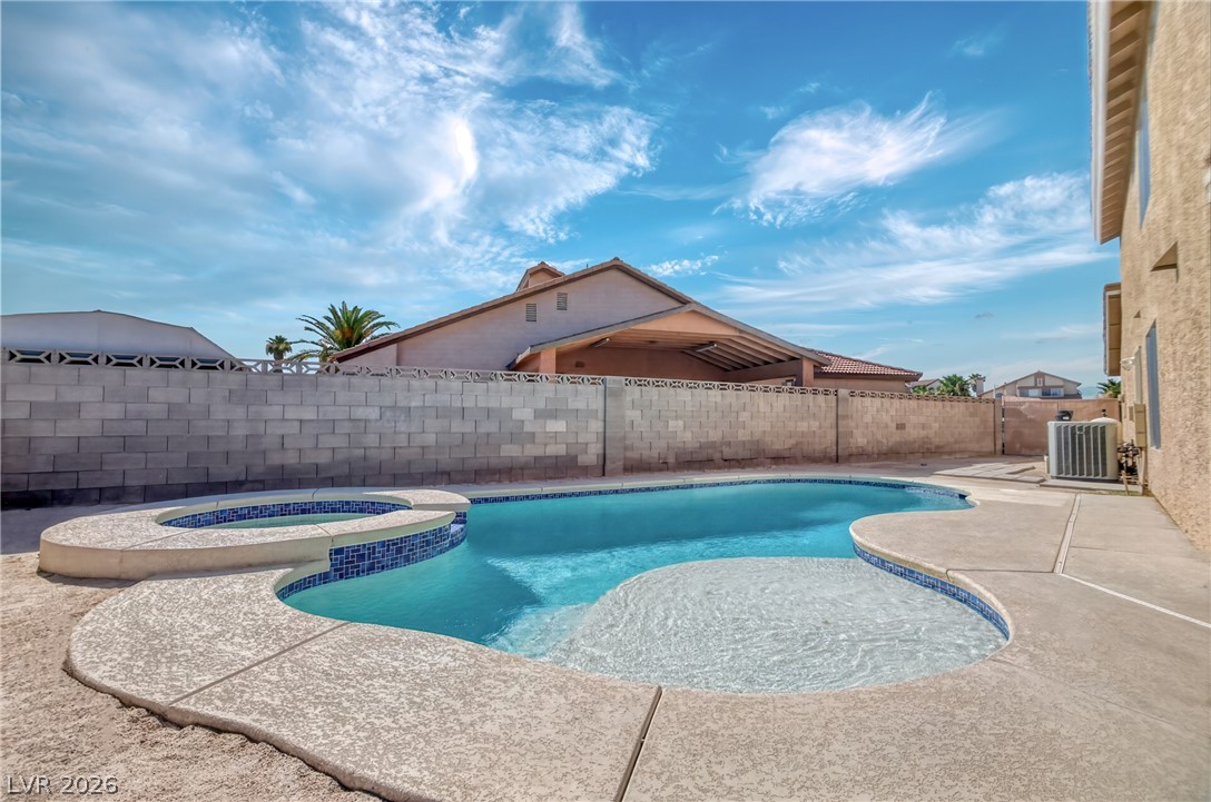 5841 Stateline Way Las Vegas NV 89110