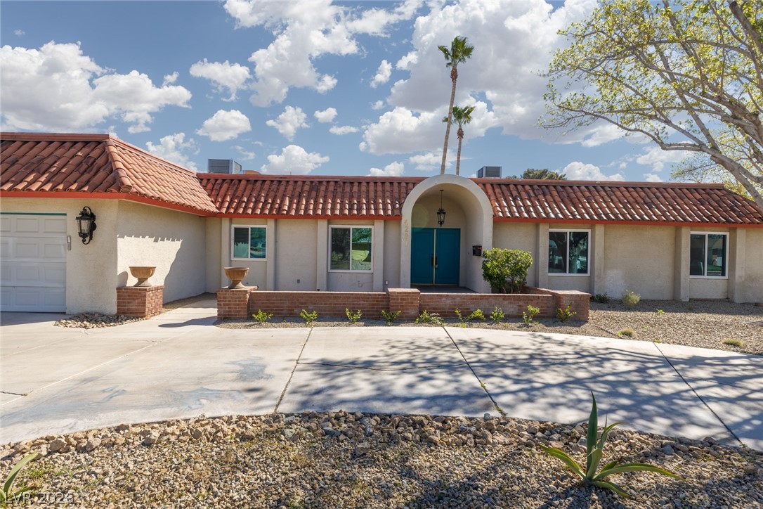 4201 Greenhill Drive Las Vegas NV 89121