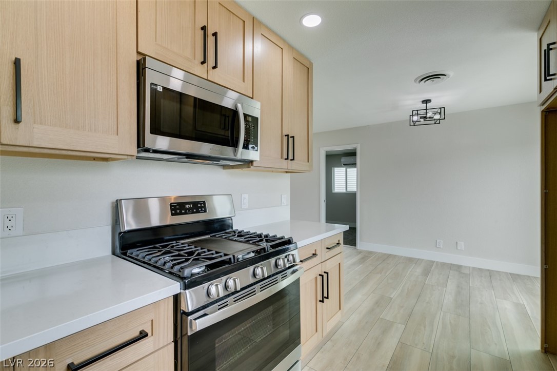 4036 Maple Hill Road Las Vegas NV 89115