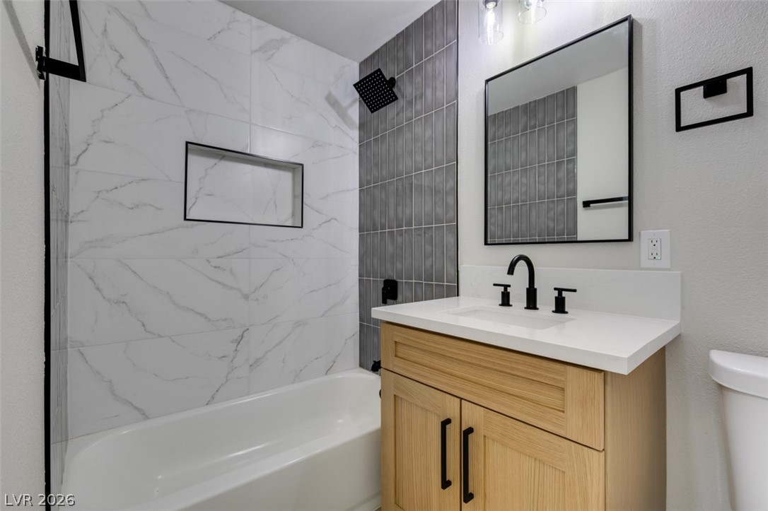 4036 Maple Hill Road Las Vegas NV 89115