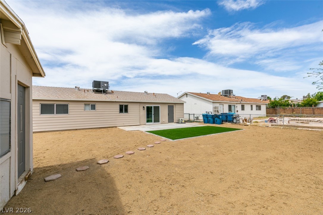 4036 Maple Hill Road Las Vegas NV 89115