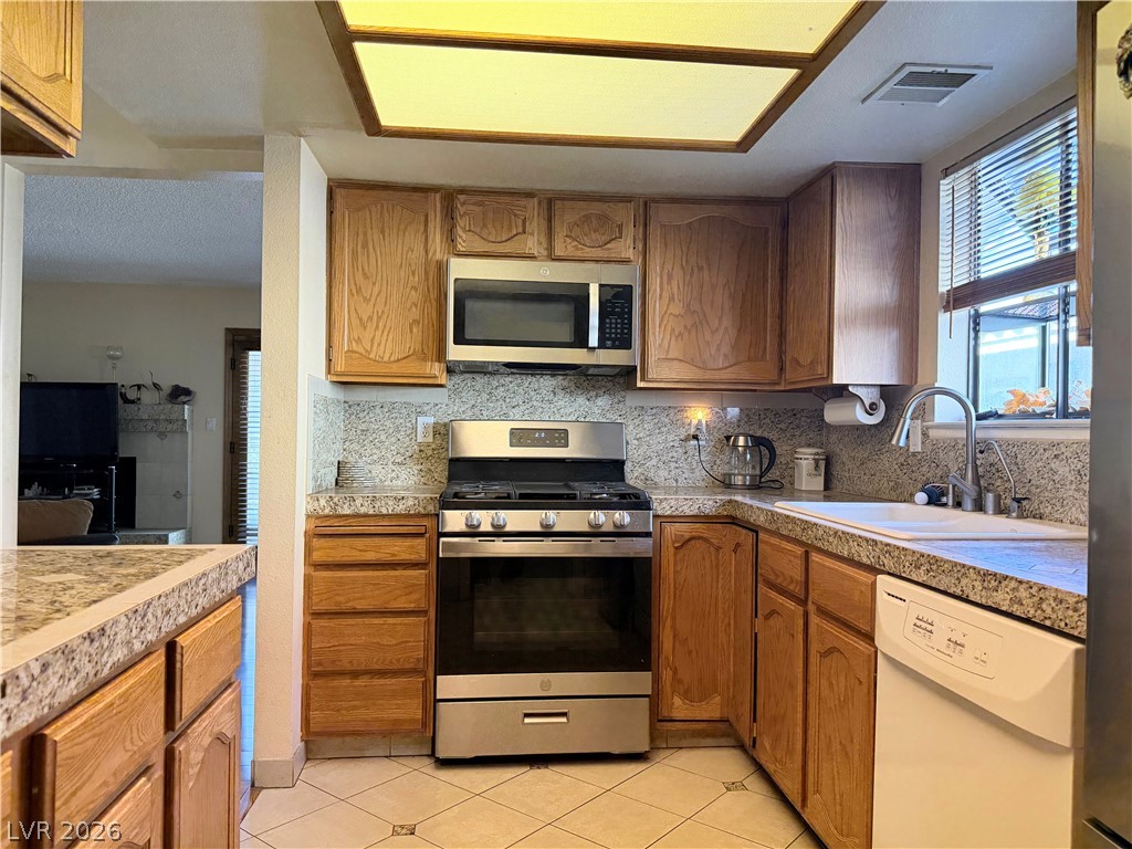 5724 West Viking Road Las Vegas NV 89103