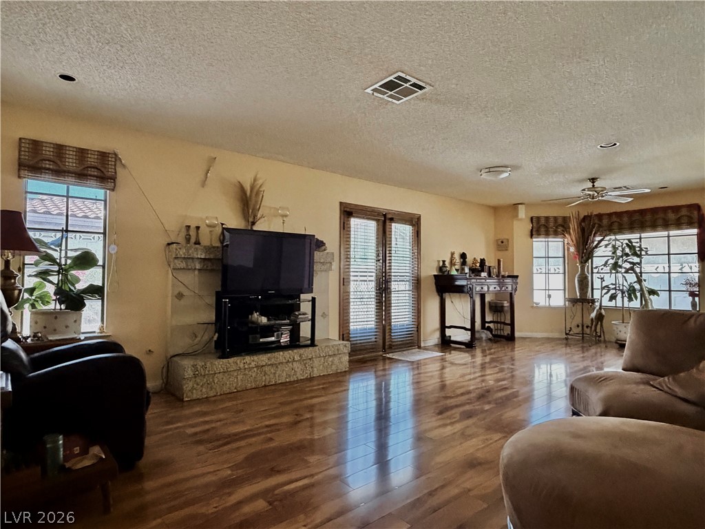5724 West Viking Road Las Vegas NV 89103