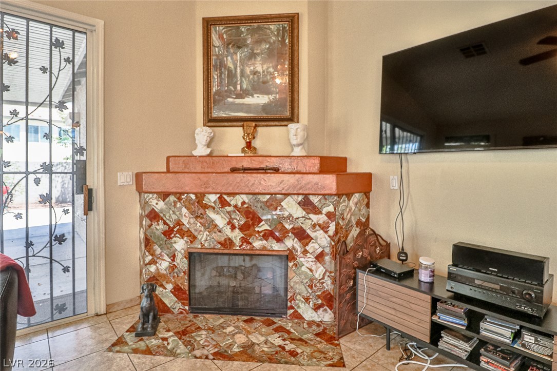 5752 Shermer Court Las Vegas NV 89120