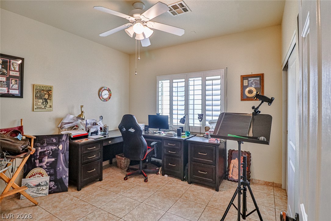 5752 Shermer Court Las Vegas NV 89120