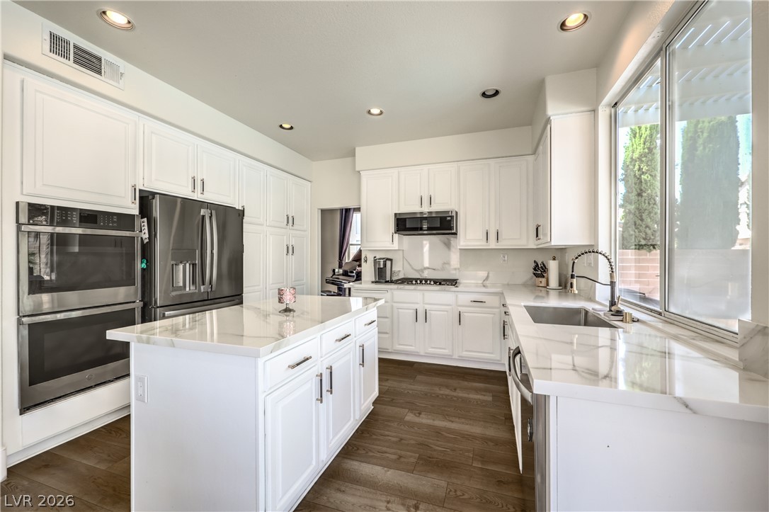 4701 Poppywood Drive Las Vegas NV 89147