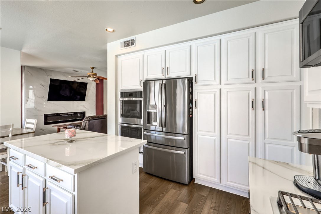 4701 Poppywood Drive Las Vegas NV 89147