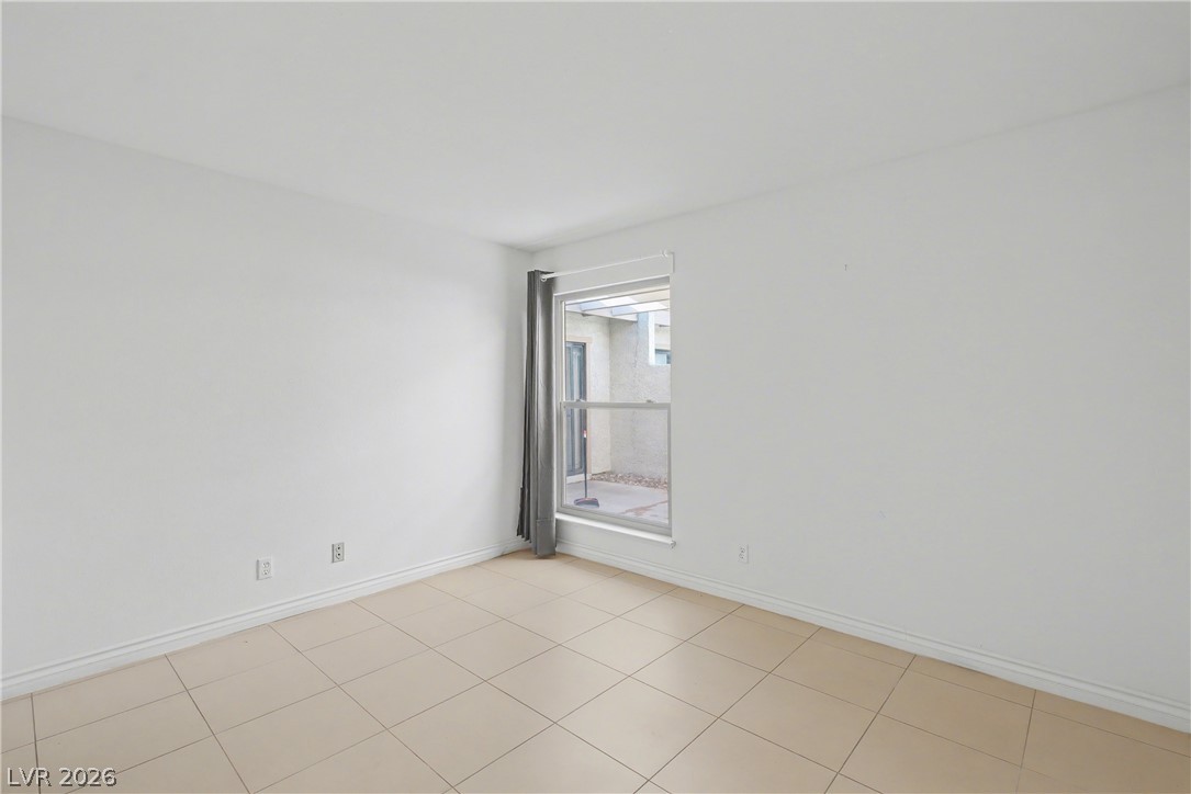 5620 Roseridge Avenue Las Vegas NV 89107