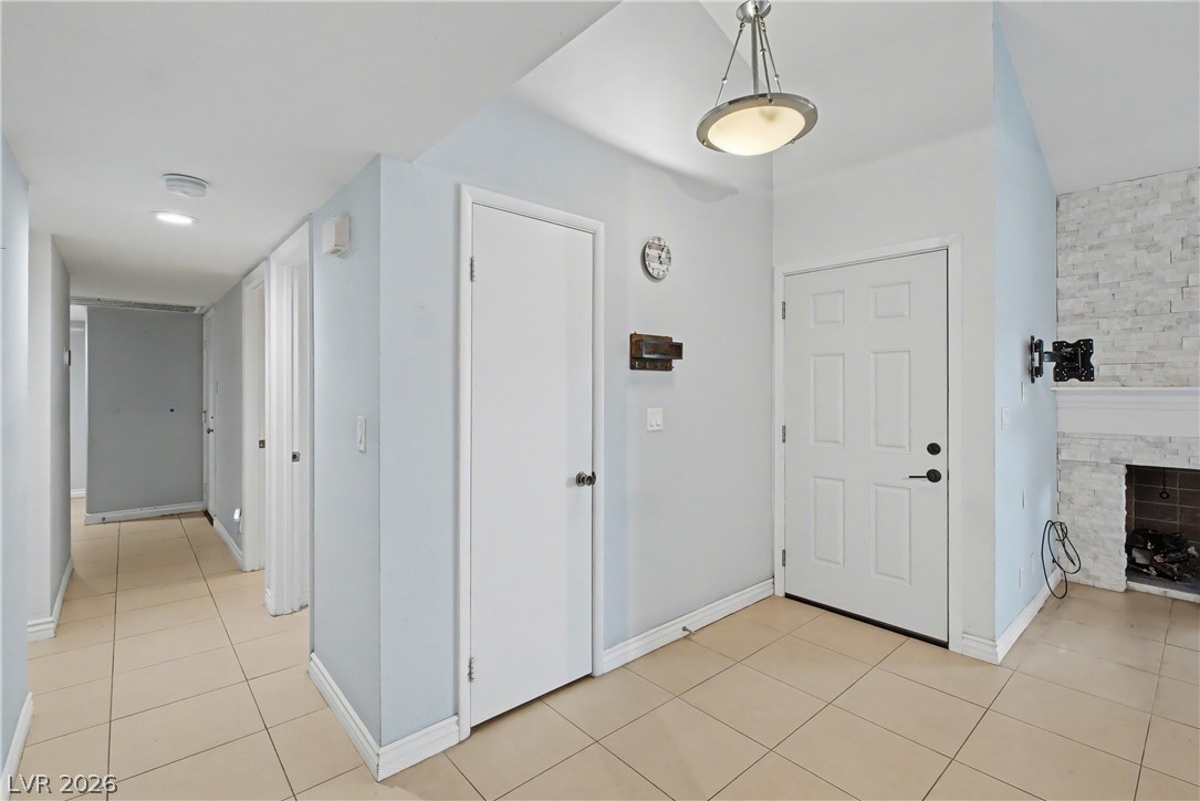 5620 Roseridge Avenue Las Vegas NV 89107