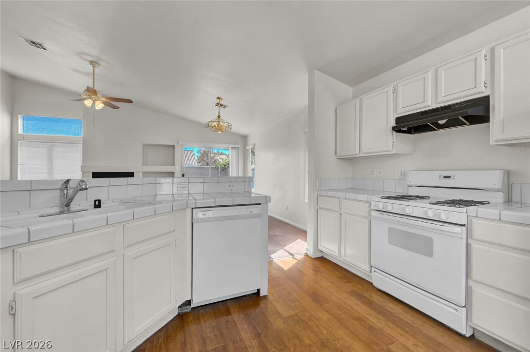 4321 Roaming Breeze Road North Las Vegas NV 89031