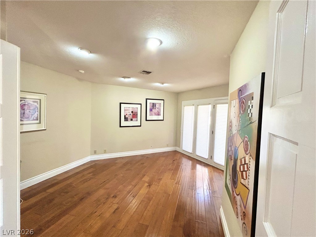 7307 Mission Hills Drive Las Vegas NV 89113