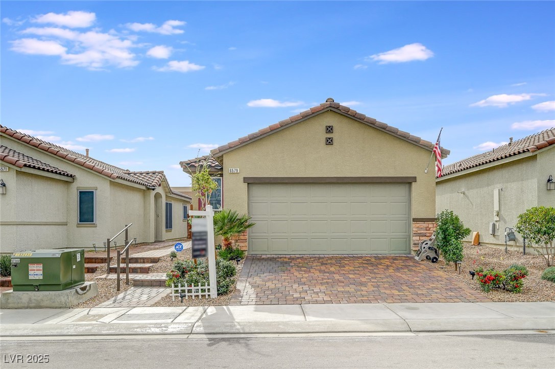 6579 Secret Grove Avenue Las Vegas NV 89130