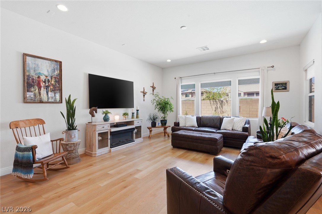 9954 Bighorn Bellows Avenue Las Vegas NV 89166