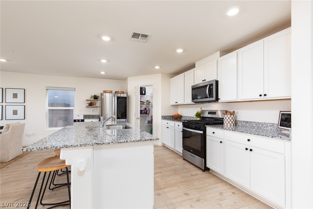 9532 Granville Bridge Street Las Vegas NV 89139