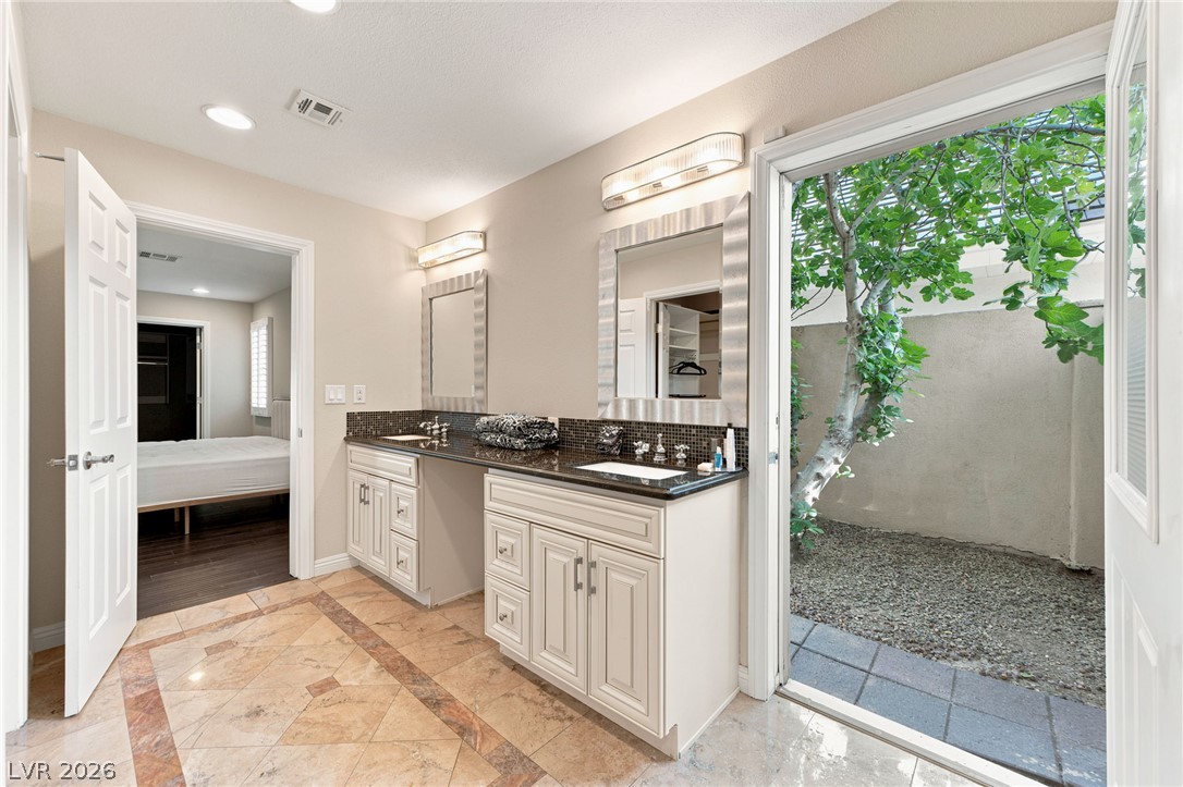 2252 Buckingham Court Henderson NV 89074
