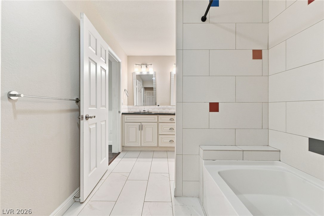2252 Buckingham Court Henderson NV 89074