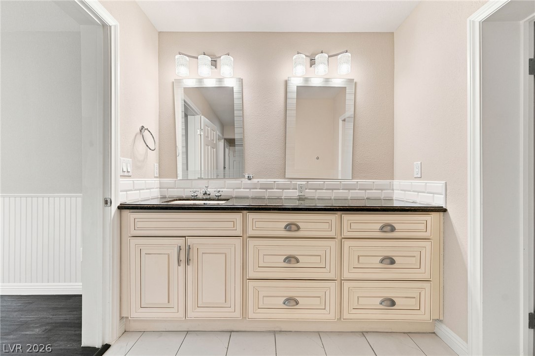 2252 Buckingham Court Henderson NV 89074