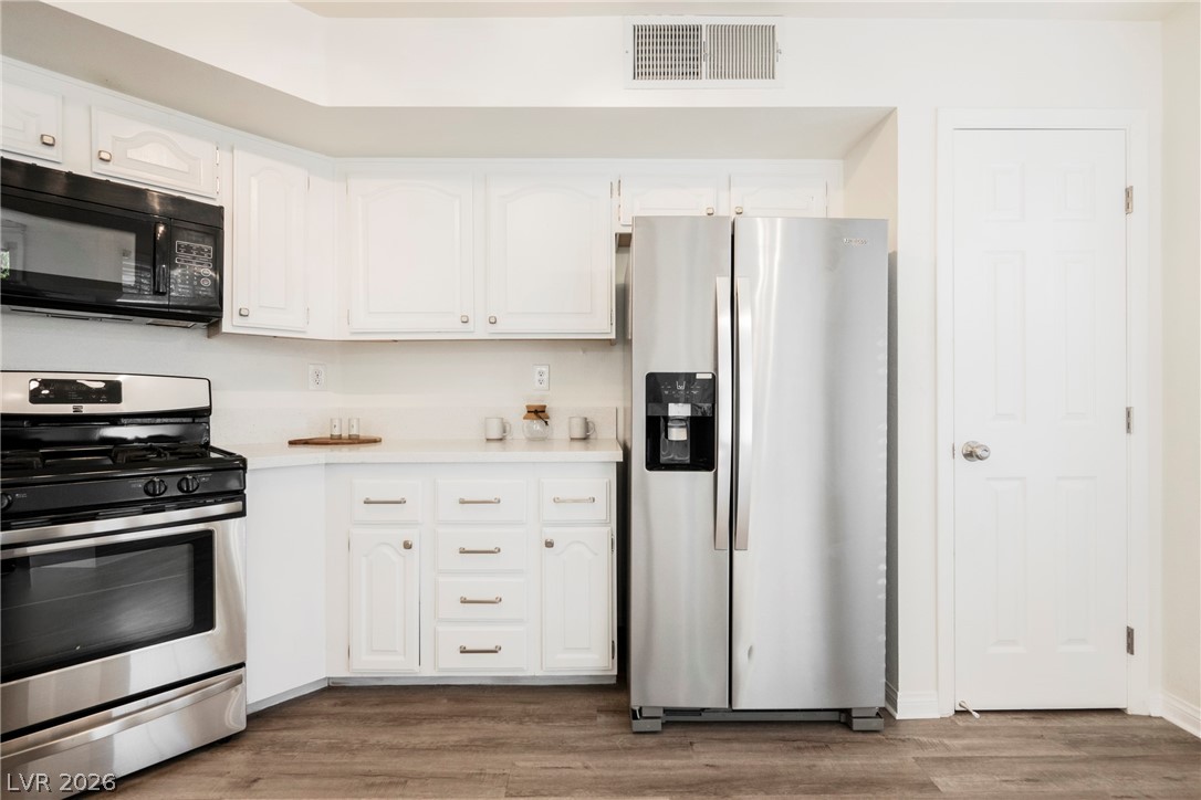 2636 Golden Sands Drive Las Vegas NV 89128